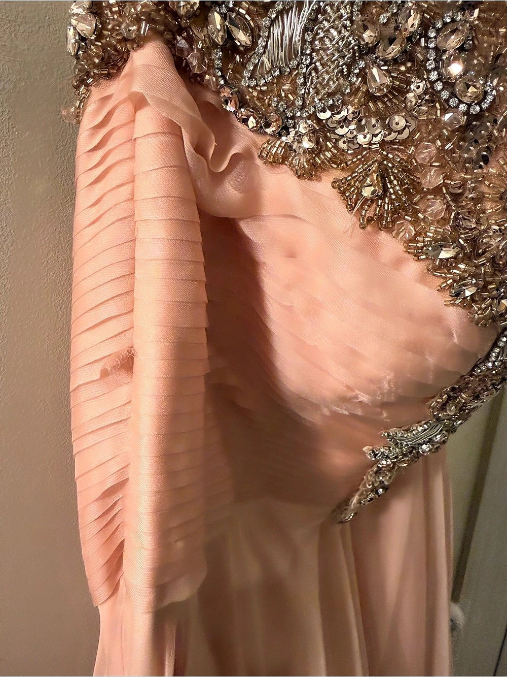 Jovani Beaded Pleated Maxi Dress in Pink Size 4 Like New - Picture 4 of 6